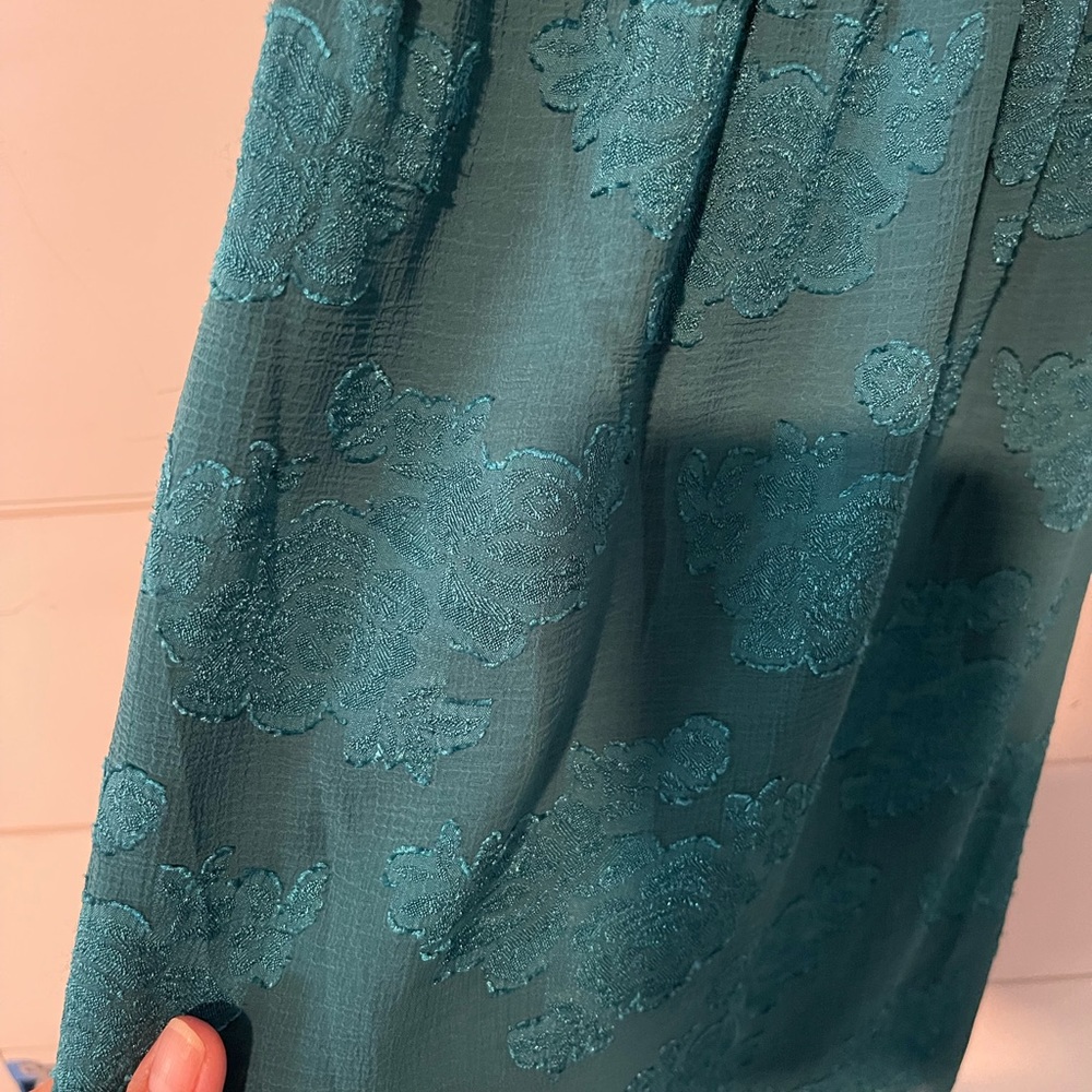 BNWT beautiful dark turquoise open back dress size Large - Picture 3 of 11